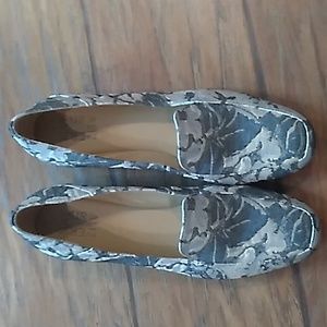 Naturalizer kate2 loafer Size 8.5